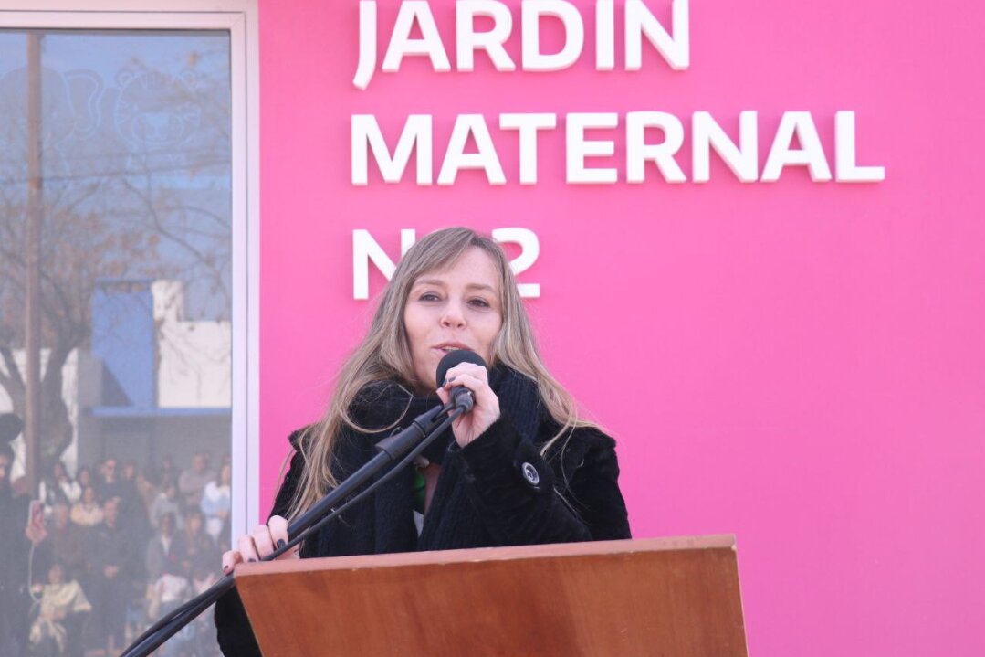 Di Tullio en Carlos Tejedor: Inauguración de jardín maternal y entrega de equipamiento