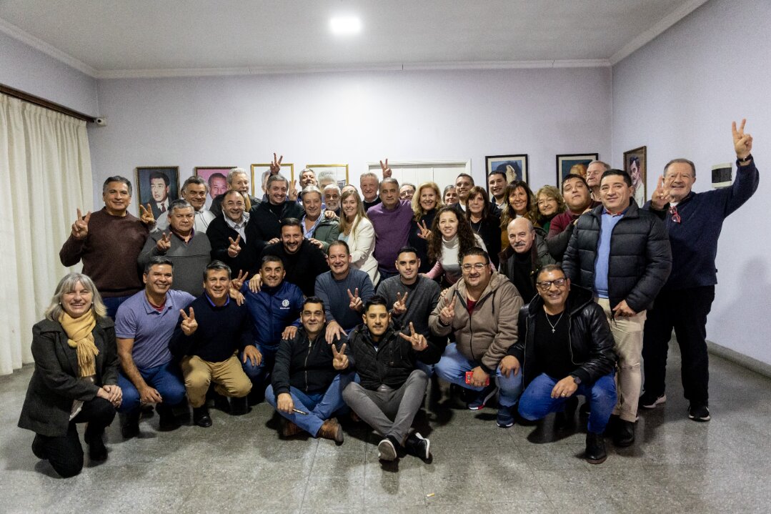 Máximo Kirchner y Juliana di Tullio en Avellaneda: "Peleamos por cómo queremos vivir y por qué comunidad queremos para desarrollarnos"